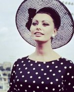 2020-06-03 05.36.53 2323253429482666599_sophialoren.jpg