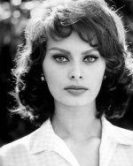 2020-06-02 08.33.40 2322617636029759560_sophialoren.jpg