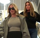 X17_caitlyn_jenner_lax_092818_01.jpg