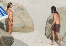 Heidi_Klum_topless_on_beach_Getaway_in_St._Barts_07.jpg