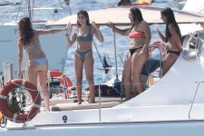 14132719_aitana-ot-vacaciones-bikini-ibiza-5.jpg