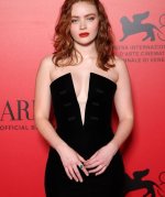 sadie-sink_1201.jpg