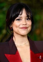 jenna-ortega-1_1608.jpg