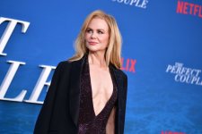 nicole-kidman-attends-the-los-angeles-premiere-of-netflixs-news-photo-1725531001.jpg