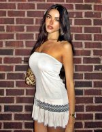 Madison_Beer_in_white_dress_09-23-2024__3_.jpg