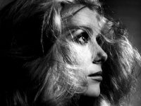 kinopoisk_ru-Catherine-Deneuve-698619--w--1024.jpg