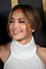 Jennifer Lopez 9.jpg