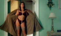 Miriam-Diaz-Aroca-Milf-pelicula-XXL-lencería.jpg