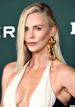 Charlize Theron 10.jpg