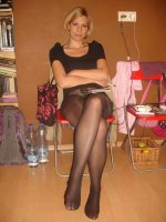 7921f6ef47222001649224c0d7bf61ba--stockings-legs-black-pantyhose.jpg