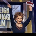 2020-05-29 06.54.38 2319668684448648987_sophialoren.jpg