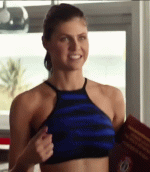 Alexandra Daddario - Baywatch_2.gif