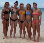 Bikini_Gruppenfoto-54.jpg