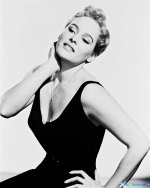 10633247_ursula-andress-043.jpg