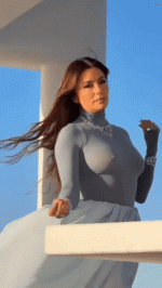 Eva Longoria 2.gif