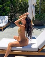 15555154_zzz44-kylie-d.jpg
