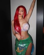 kyliejenner_73043094_164243901319071_4700315262770466944_n.jpg