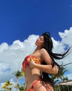 kyliejenner_71113757_106736340687852_2117653544725816294_n.jpg