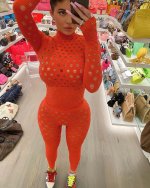 kyliejenner_72629544_306665876949929_1460662818159652142_n.jpg