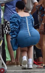 Kylie-Jenner-Booty-401.jpg