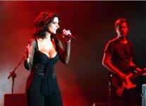 4796914_79959_ffm_laura_pausini_066_122_593lo.jpg