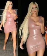 kyliejenner_40386529_2064912823824702_6774016316419421780_n.jpg