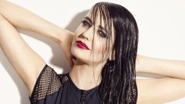 Eva-Green-actress-celebrity-women-wet-look-red-lipstick-armpits-eyeliner-1449943-3845630966.jpg