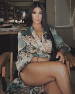 kourtneykardash_118208337_912921075863198_160886447364921555_n.jpg