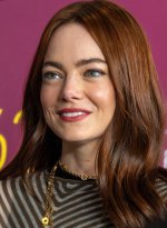 Emma_Stone_at_the_2024_New_York_Film_Festival_1_(cropped).jpg