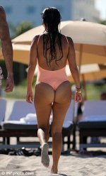 6236d830436d9506ad0779516768a855-kourtney.jpg