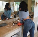 tdke5f-l-610x610-jeans-kylie+jenner-*********-model-beautiful-outfit-levi+sduda.jpg