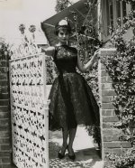 2020-05-28 01.42.13 2318786676011696840_sophialoren.jpg
