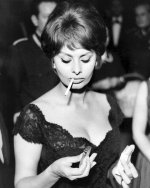 2020-05-27 16.39.08 2318513330476880388_sophialoren.jpg
