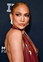 Jennifer Lopez 6.jpg