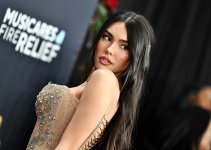Madison Beer 9.jpg