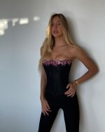 alexisren_2021_08_09_22_56_29.jpg