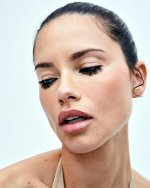 Adriana Lima 3.jpg