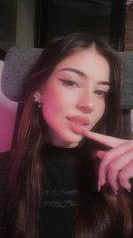 Fsp_5TXX0AMy4HK.jpg