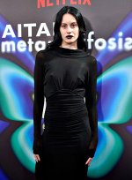 Milena Smit 4.jpg