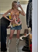 Charlotte_McKinney_-_2025.02.26_-_IG_Story_-_001.jpg