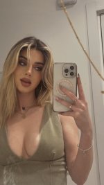 sandracalabriaa_1740601723_1743431817-d.jpg