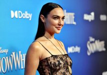 Gal Gadot 3.jpg
