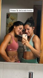 carlacamacho._ - DHOyPQFo2y2.jpg