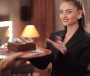 Leni_klum-Cake.gif