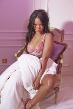 rihanna-big-boobs-curvy-body-lingerie-shoot-005-1.jpg