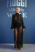 delilah-belle-hamlin-braless-see-through-nipples-boobs-milan-006.jpg