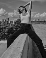 cindycrawford__2025-03-30T173500.000Z_2.jpg