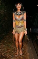 nicole-scherzinger-as-cleopatra-at-jonathan-ross-s-halloween-party-in-london-10-31-2017-5_thum...jpg