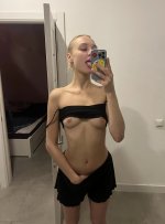 SELF (29224).jpg