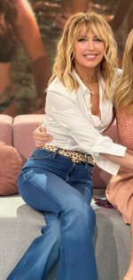 emmagarciaweb_517366547_edit_281459226124610.jpg